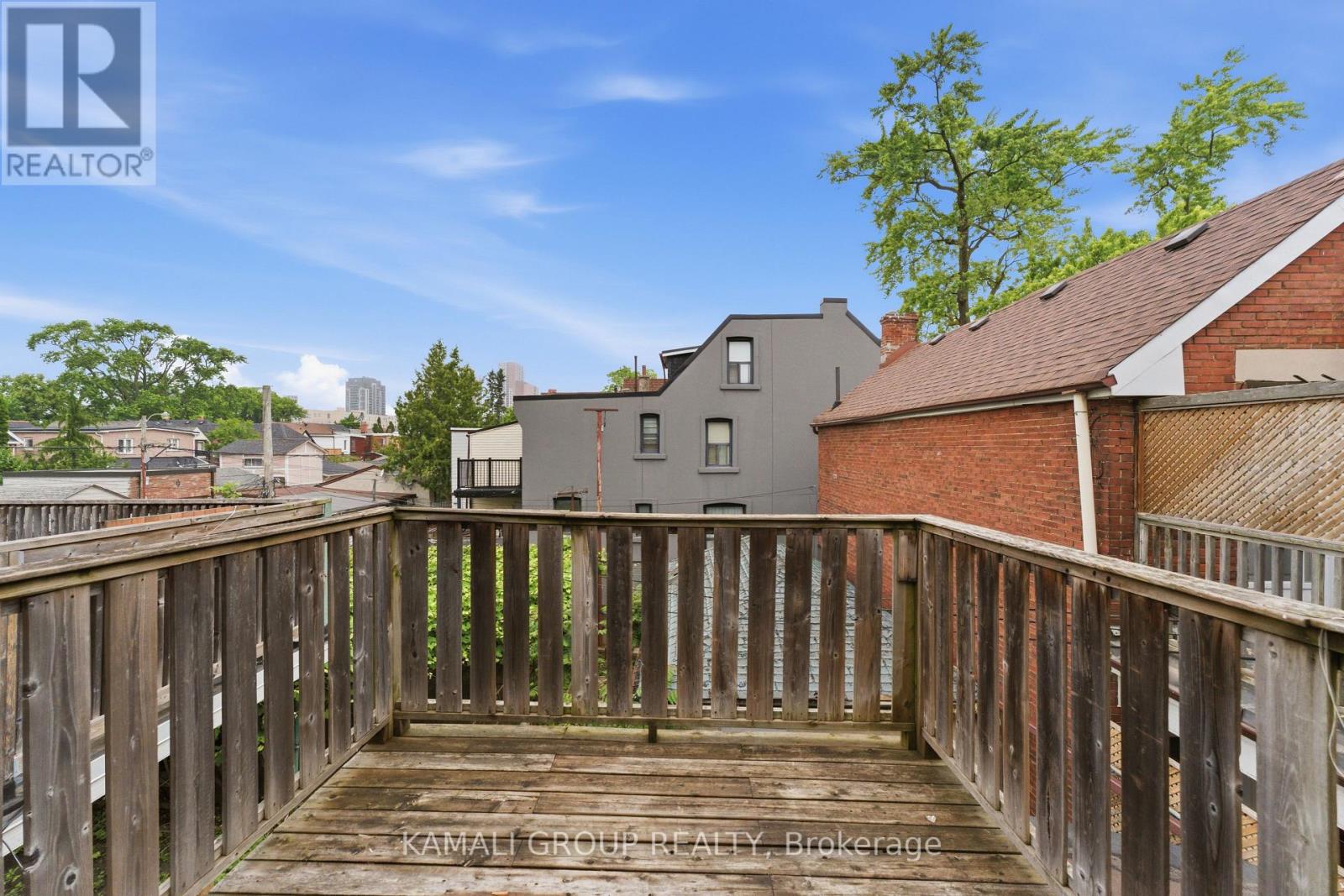 Main & Upper - 154 Wallace Avenue, Toronto, Ontario  M6H 1V2 - Photo 21 - W13432294