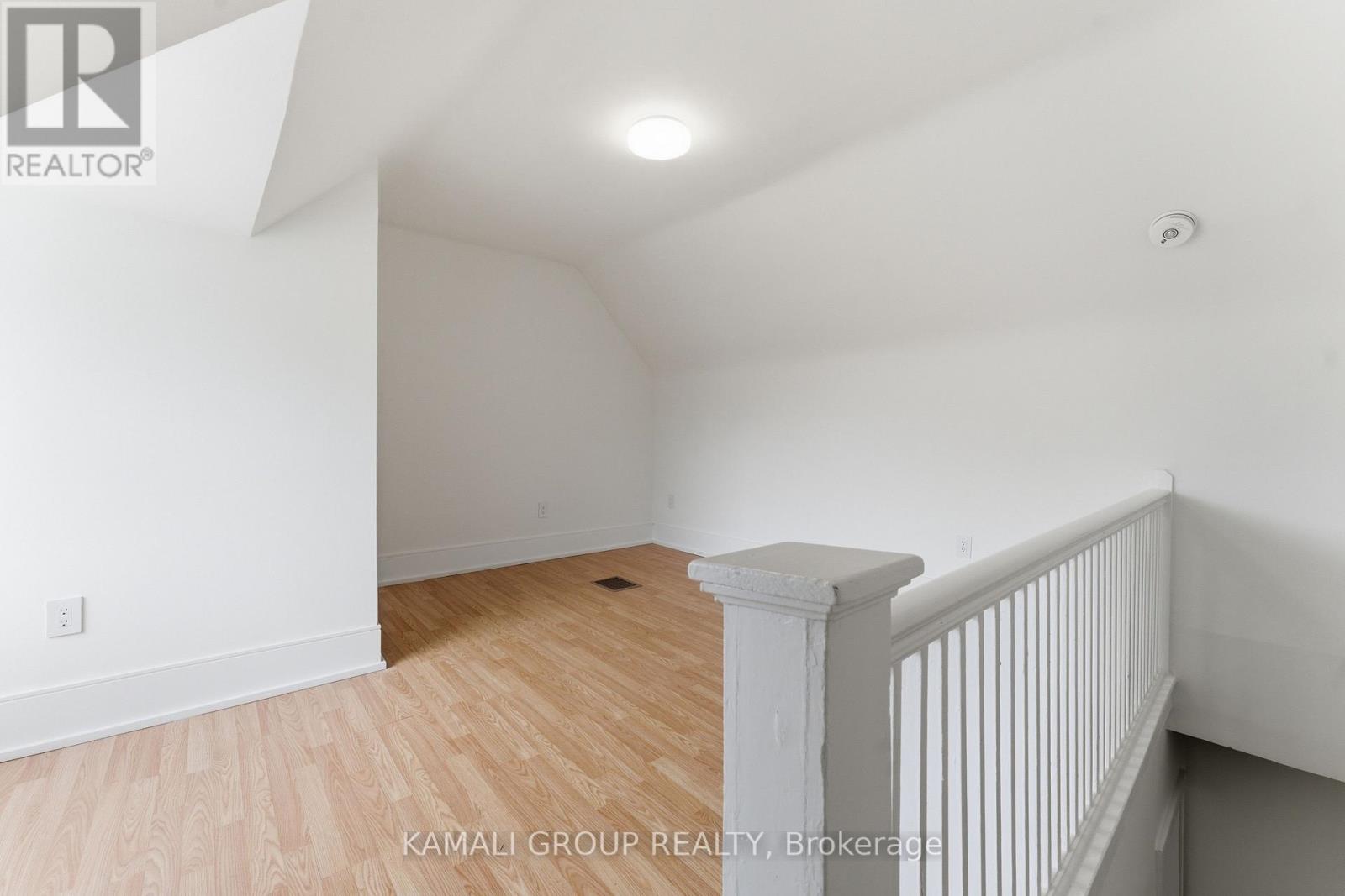 Main & Upper - 154 Wallace Avenue, Toronto, Ontario  M6H 1V2 - Photo 25 - W13432294