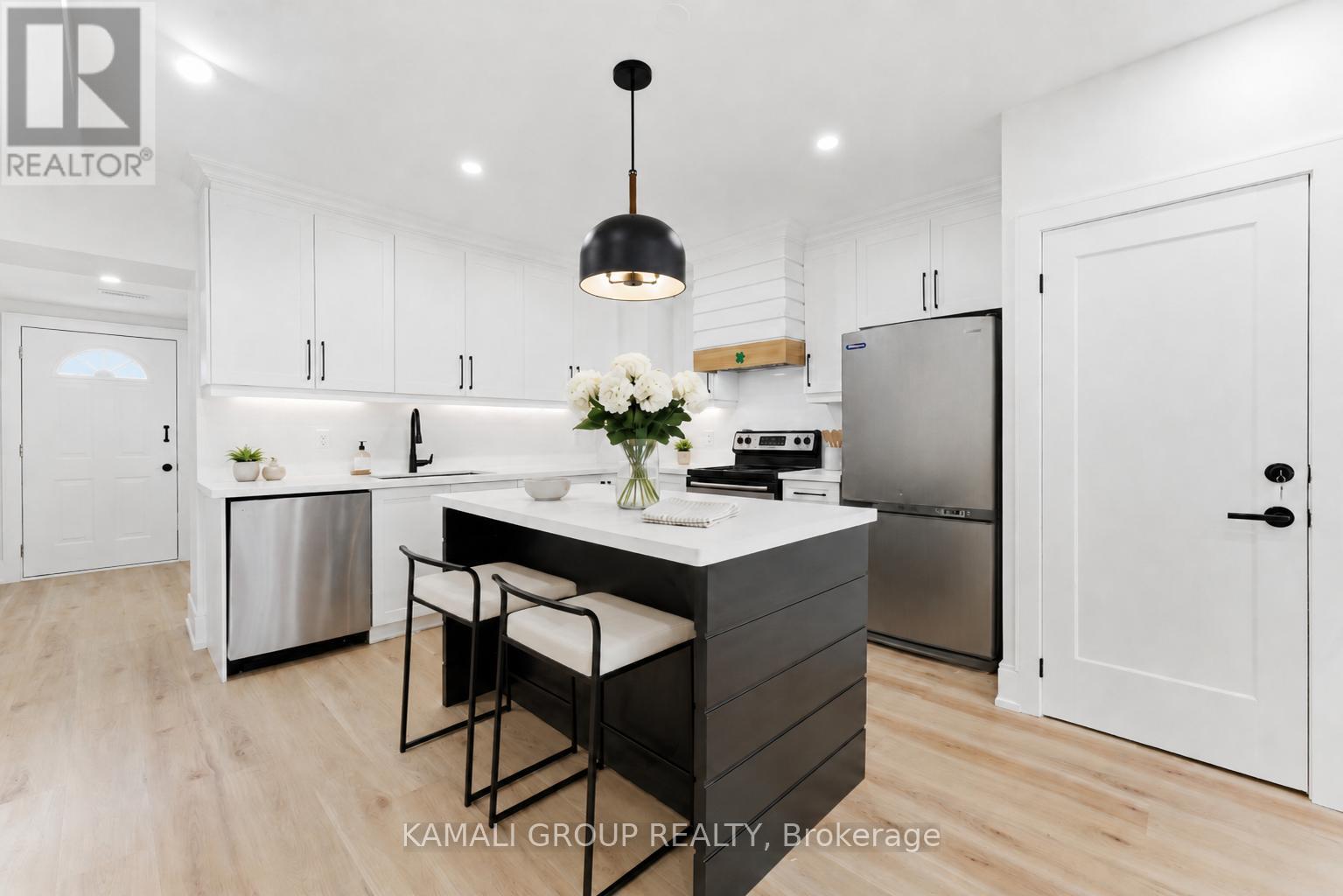 Main & Upper - 154 Wallace Avenue, Toronto, Ontario  M6H 1V2 - Photo 3 - W13432294