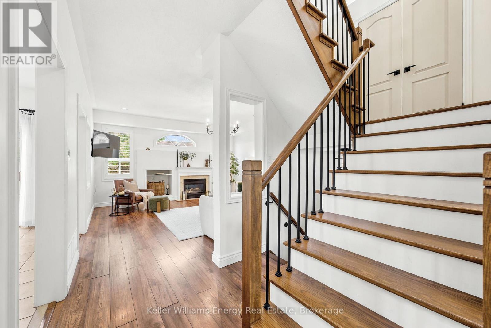 47 Melody Drive, Whitby, Ontario  L1M 1K6 - Photo 7 - E13427446