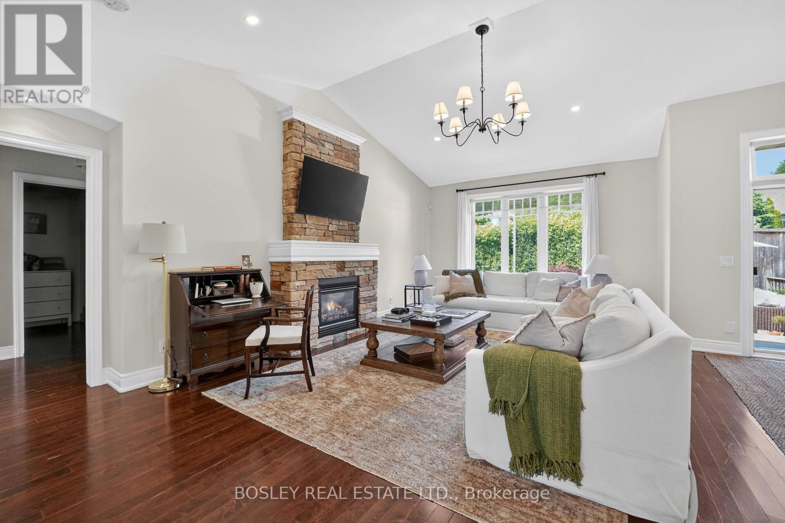32 Bunny Glen Drive W, Niagara-On-The-Lake, Ontario  L0S 1P0 - Photo 12 - X13432228