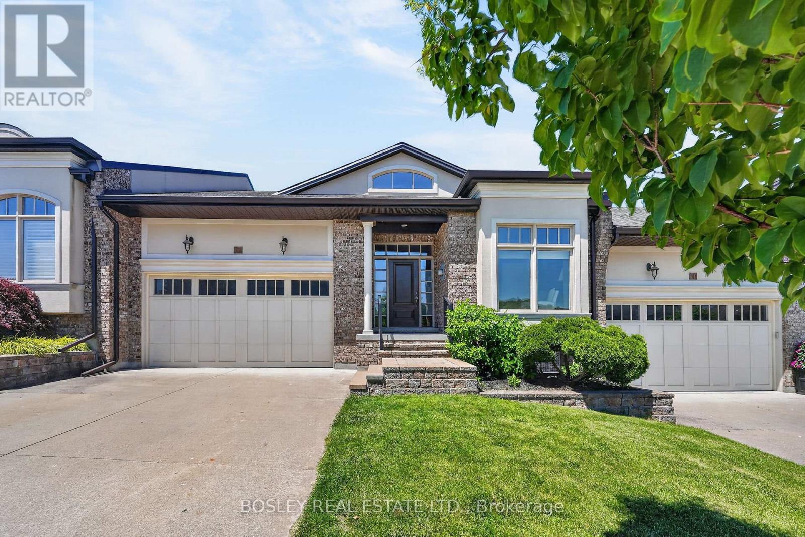 32 Bunny Glen Drive W, Niagara-On-The-Lake, Ontario  L0S 1P0 - Photo 4 - X13432228
