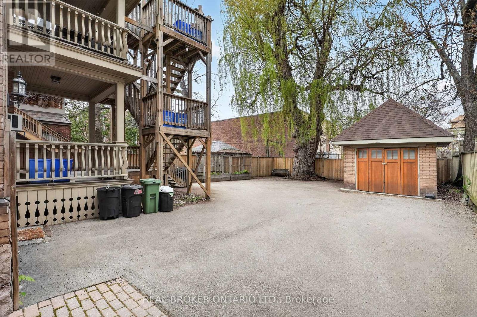 137 Sherman Avenue S, Hamilton, Ontario  L8M 2R1 - Photo 3 - X13432310