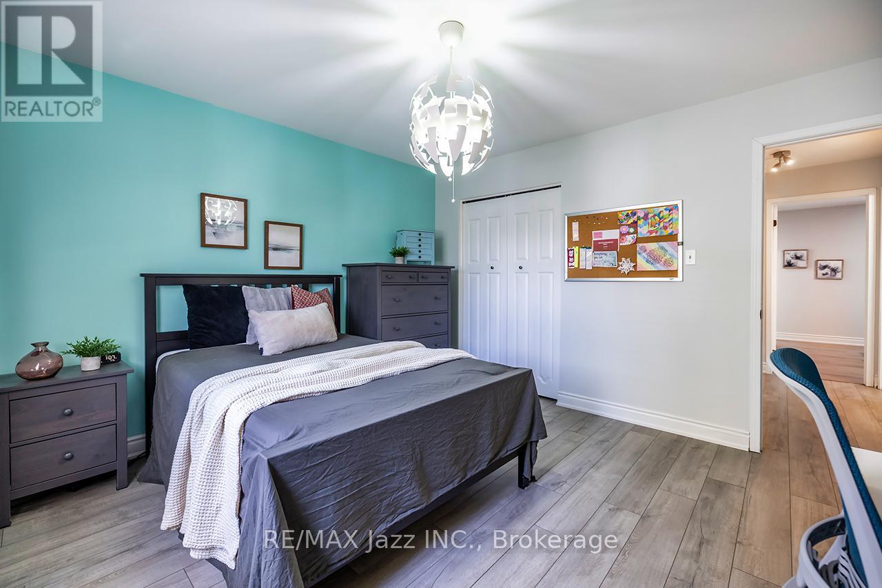 15 Graham Court, Whitby, Ontario  L1N 6E1 - Photo 31 - E13432382