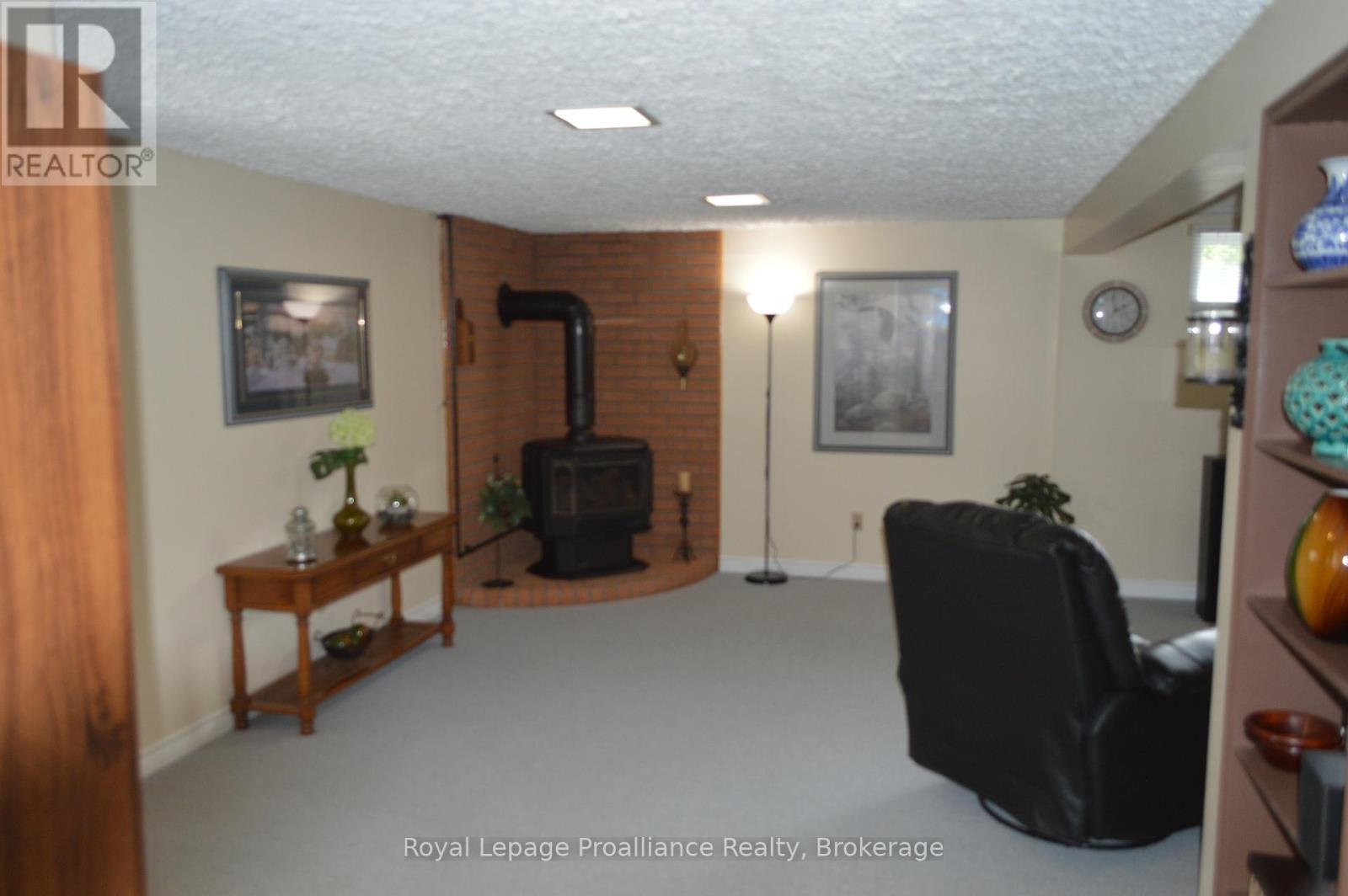 9 Austin Street, Quinte West, Ontario  K8V 1Z2 - Photo 22 - X13432702