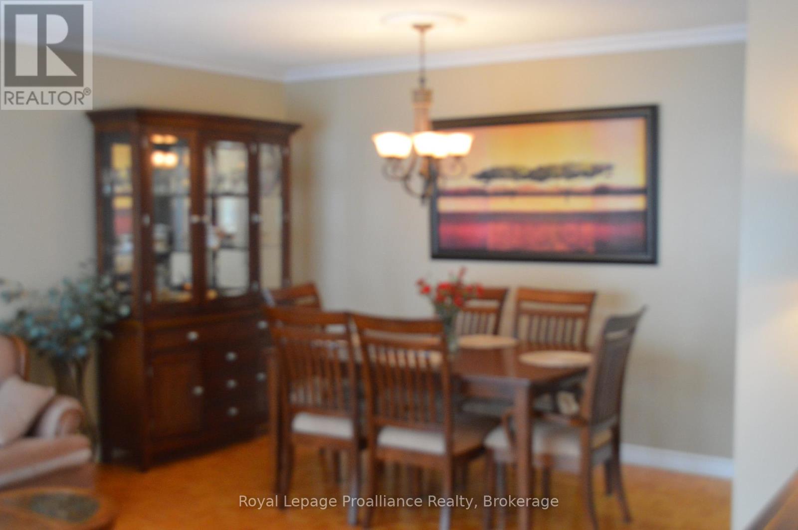 9 Austin Street, Quinte West, Ontario  K8V 1Z2 - Photo 6 - X13432702