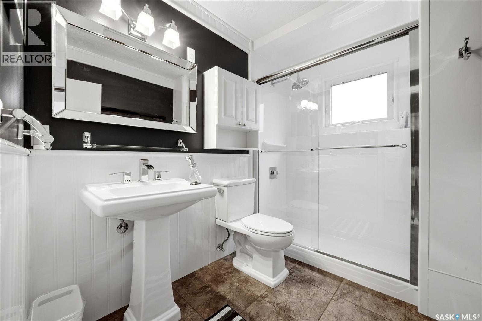 15 Parkwood Road, Regina, Saskatchewan  S4S 2Z8 - Photo 47 - SK038934