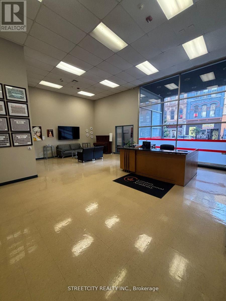 361 Richmond Street, London East, Ontario  N6A 3C2 - Photo 3 - X13432398