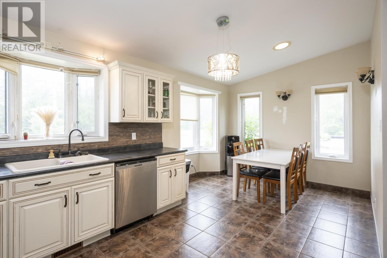 3408 Rosslyn Rd, Rosslyn, Ontario  P7K 0P8 - Photo 9 - TB2601463