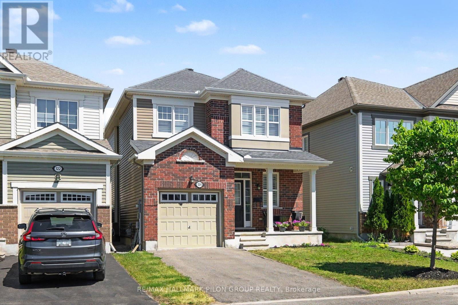 124 Mandalay Street, Ottawa, Ontario  K4A 1A6 - Photo 2 - X13432412