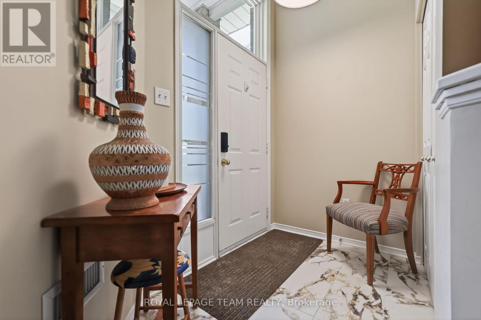 91 Robson Court, Ottawa, Ontario  K2K 2W1 - Photo 3 - X13432418