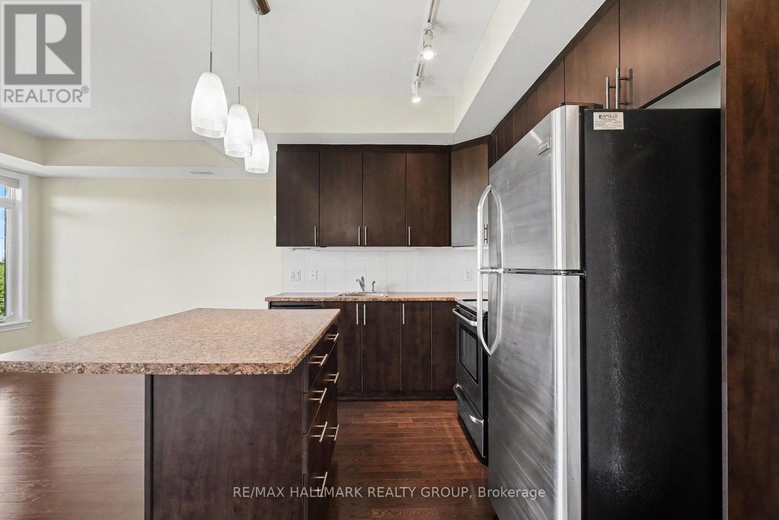 303 - 755 Beauparc Private, Ottawa, Ontario  K1J 0B5 - Photo 7 - X13432426