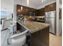 1075 Sunset Drive Unit# 401, Kelowna, BC V1Y 9Y9