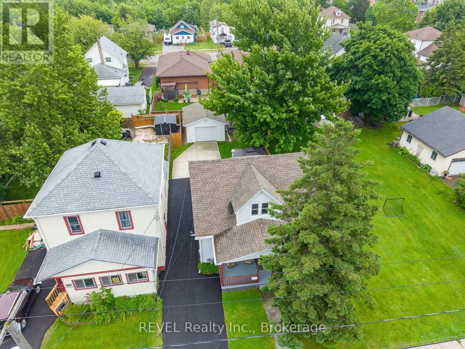 35 HUMBOLDT PARKWAY, Port Colborne, Ontario