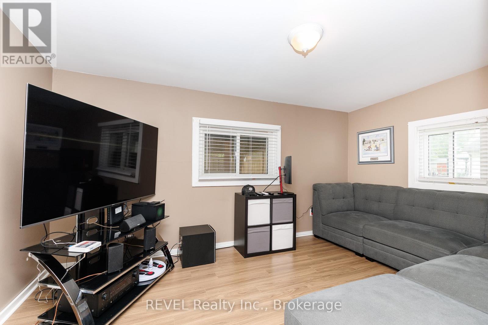35 Humboldt Parkway, Port Colborne, Ontario  L3K 2H1 - Photo 28 - X13432430
