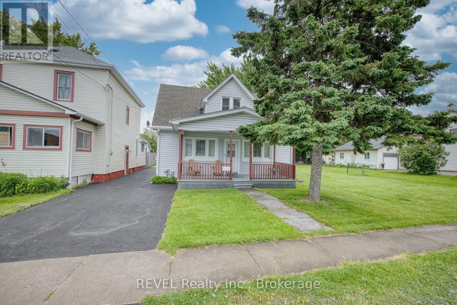 35 Humboldt Parkway, Port Colborne, Ontario  L3K 2H1 - Photo 7 - X13432430