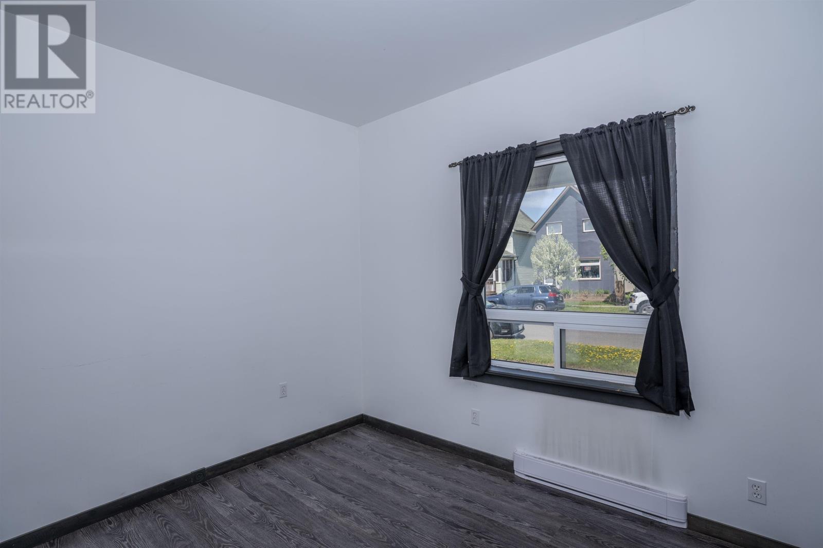 318 Ogden St, Thunder Bay, Ontario  P7C 2N3 - Photo 3 - TB2601466