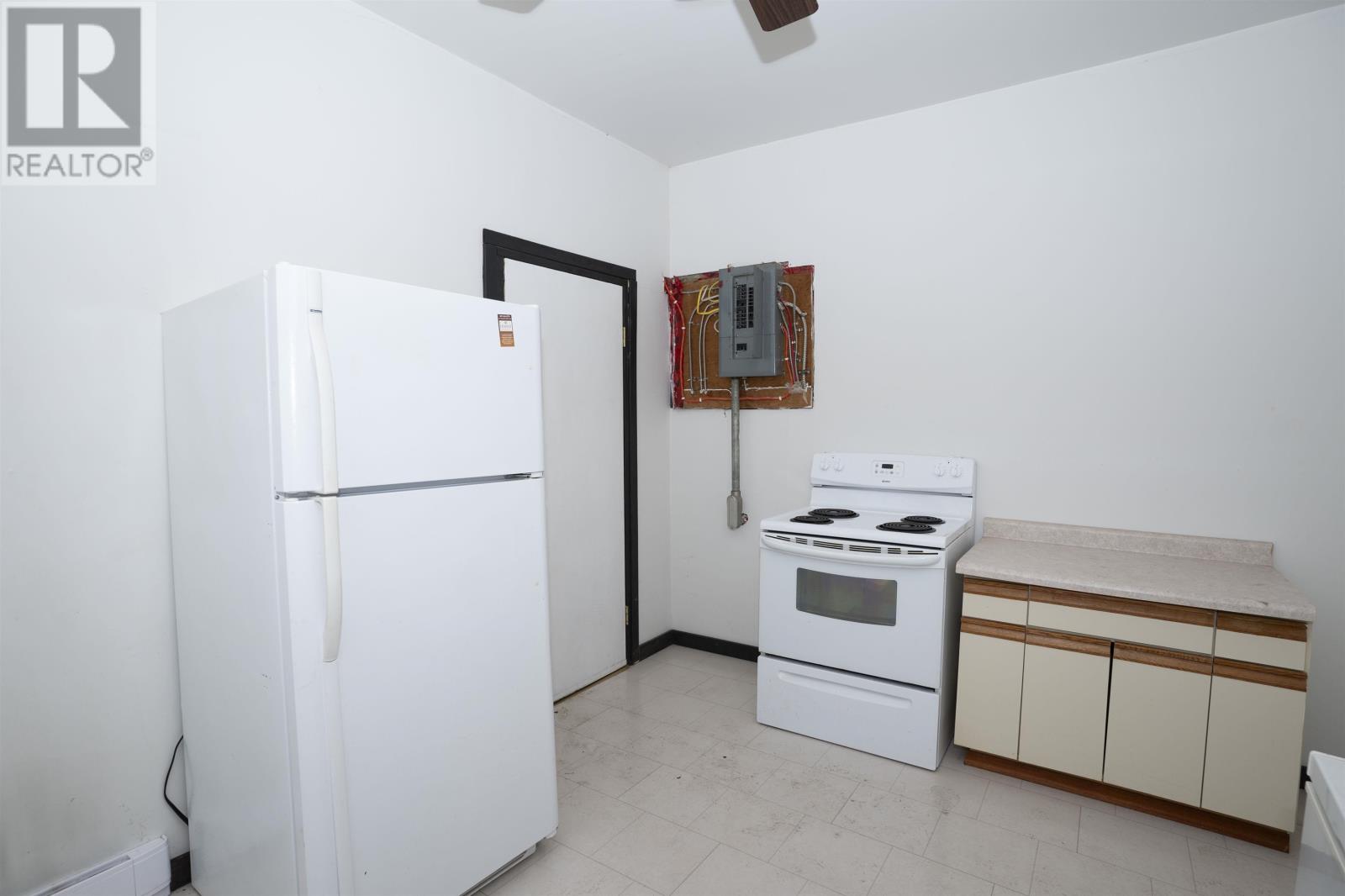 318 Ogden St, Thunder Bay, Ontario  P7C 2N3 - Photo 7 - TB2601466