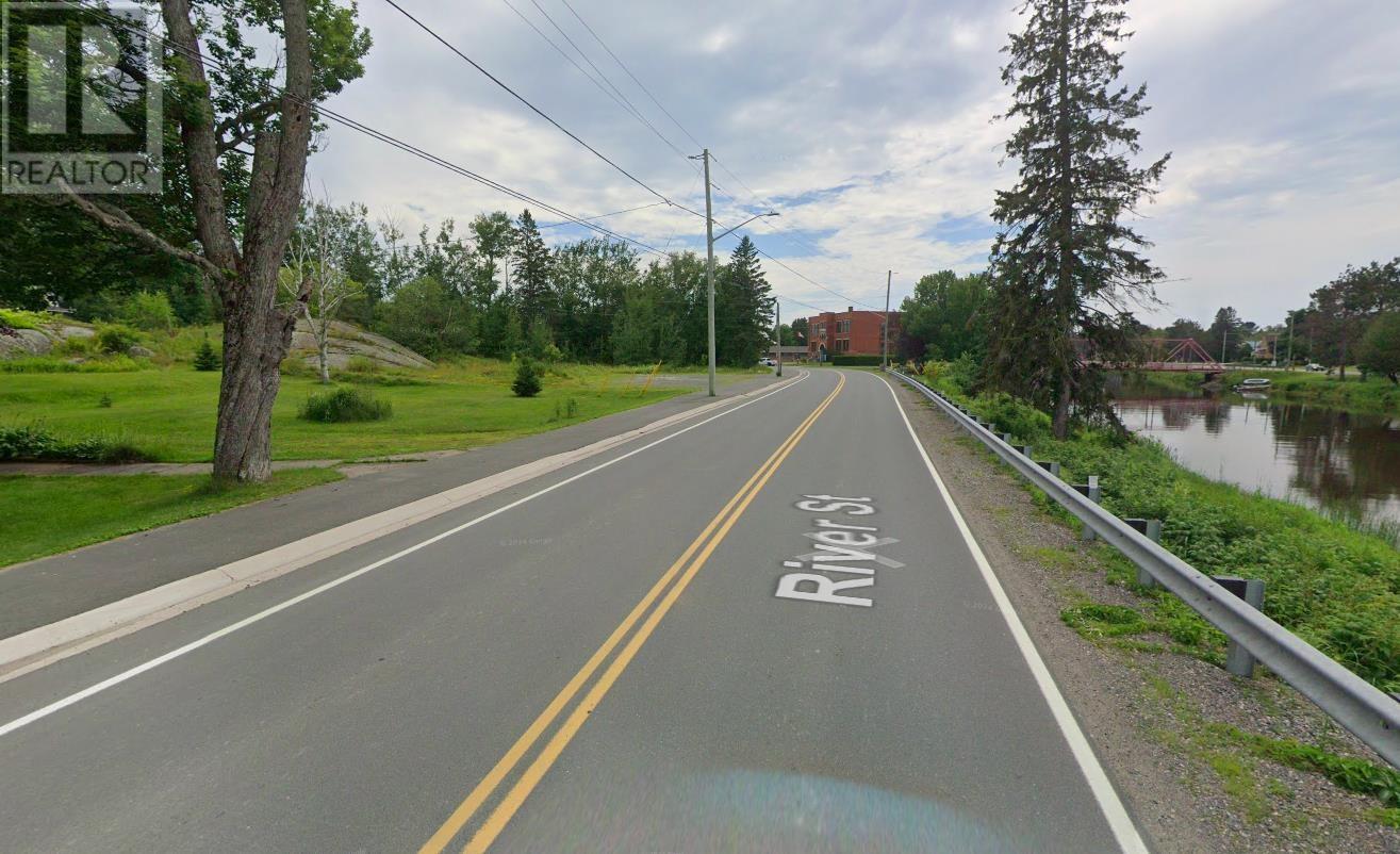 287 River St, Thessalon, Ontario  P0R 1L0 - Photo 4 - SM260978