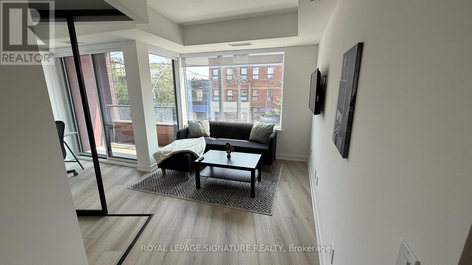 203 - 5 Lakeview Avenue, Toronto, Ontario M6J 0H3 - Photo 5 - C13424046