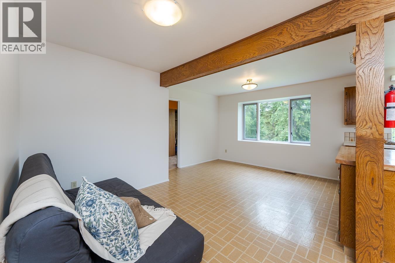 7411 Toombs Drive, Prince George, British Columbia  V2K 5A2 - Photo 6 - R3134969