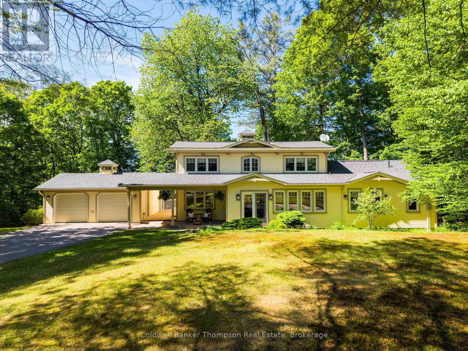 312 SWALLOWDALE ROAD, Huntsville, Ontario