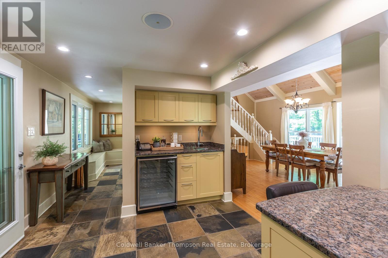 312 Swallowdale Road, Huntsville, Ontario P1H 0A5 - Photo 11 - X13432674