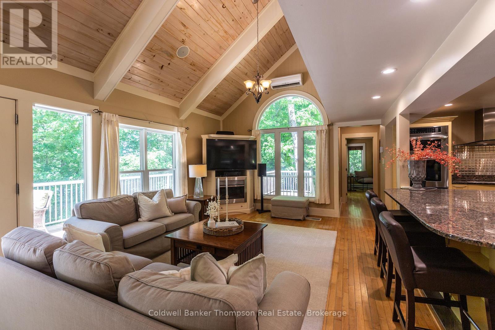 312 Swallowdale Road, Huntsville, Ontario P1H 0A5 - Photo 3 - X13432674