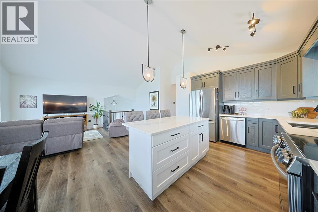 511 Mint Julep Drive, St Clair, Ontario  N0N 1G0 - Photo 10 - 26013787