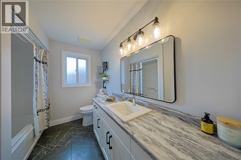 511 Mint Julep Drive, St Clair, Ontario  N0N 1G0 - Photo 12 - 26013787