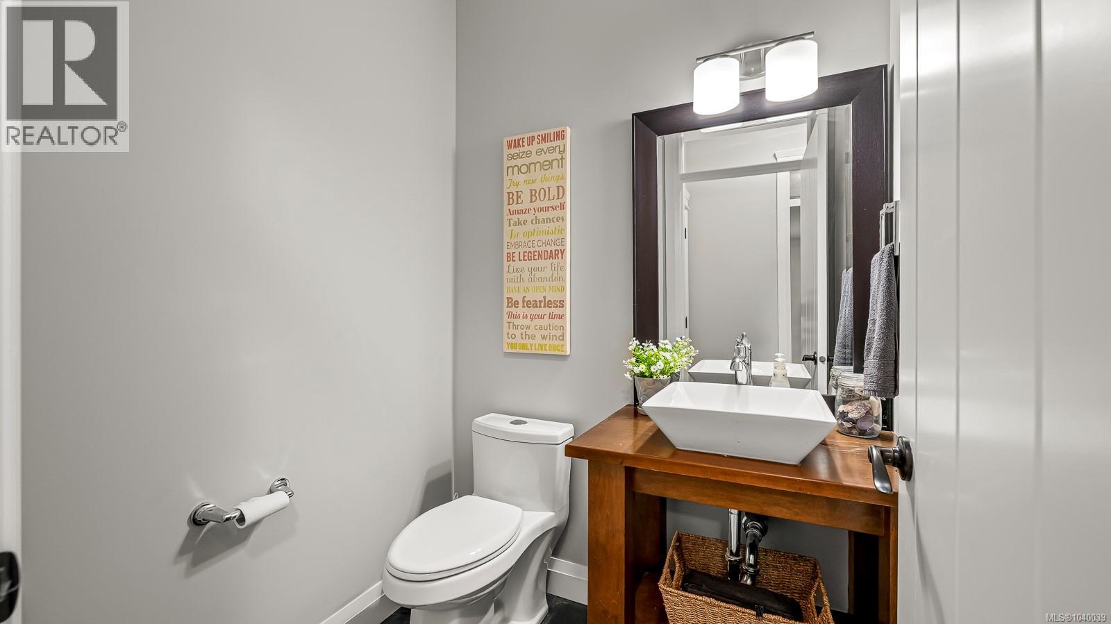 2593 Kendal Ave, Cumberland, British Columbia V0R 1S0 - Photo 17 - 1040039