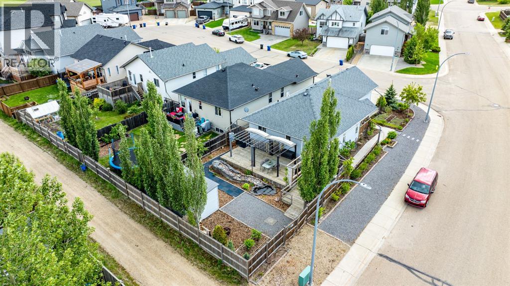 57 Woodbine Close, Blackfalds, Alberta  T4M 0K5 - Photo 2 - A2305596