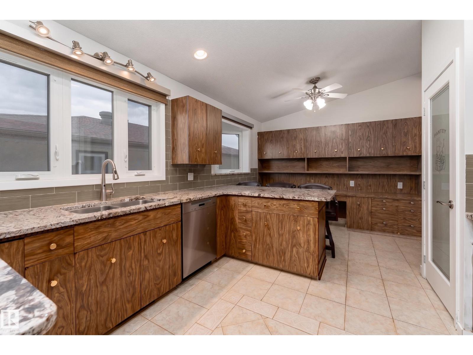 7802 132a Av NW, Edmonton, Alberta  T5C 2C4 - Photo 12 - E4493062