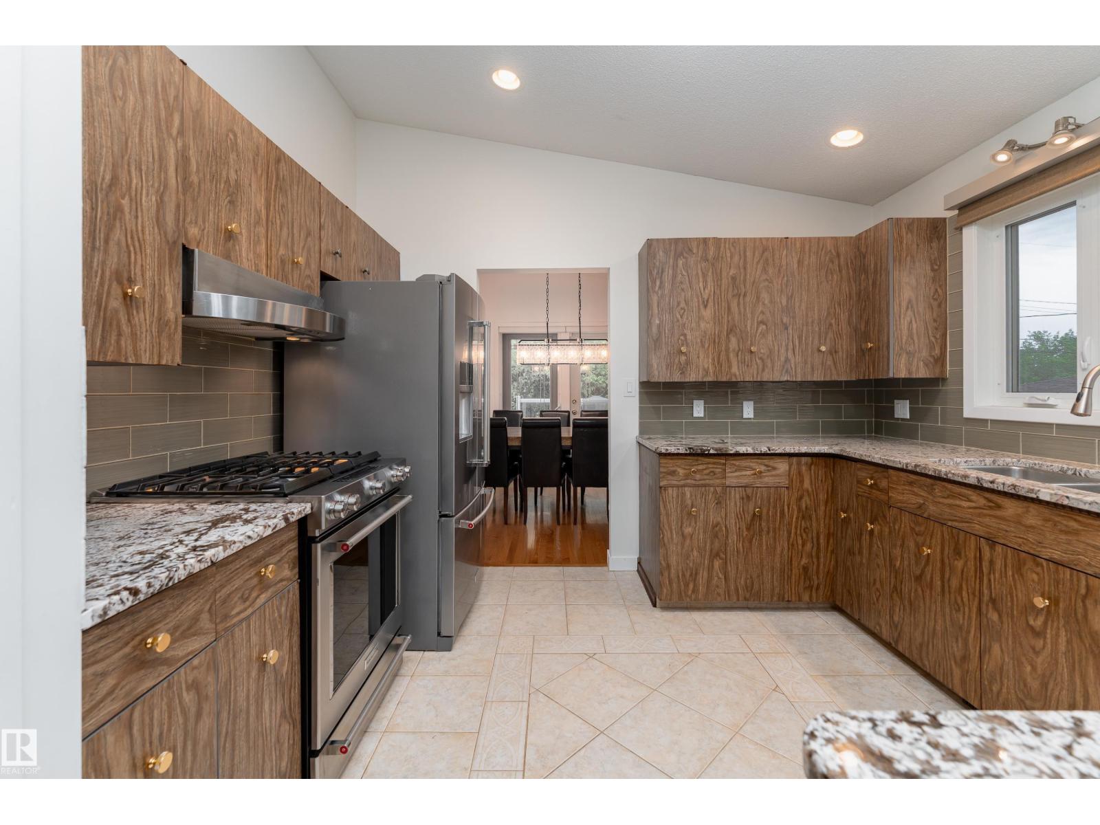 7802 132a Av NW, Edmonton, Alberta  T5C 2C4 - Photo 9 - E4493062