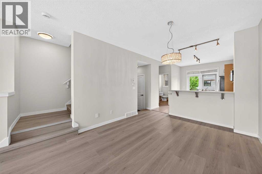 4 Walden Walk Se, Calgary, Alberta  T2X 0Y4 - Photo 11 - A2318791