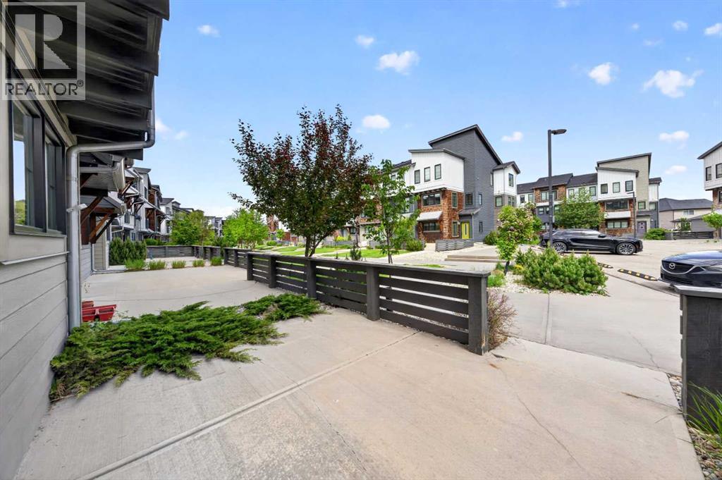 4 Walden Walk Se, Calgary, Alberta  T2X 0Y4 - Photo 5 - A2318791