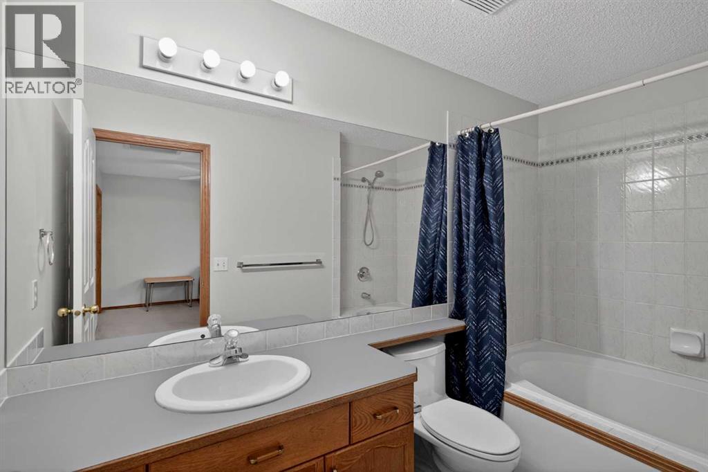 84 Hidden Spring Close Nw, Calgary, Alberta  T3A 5K2 - Photo 23 - A2319136