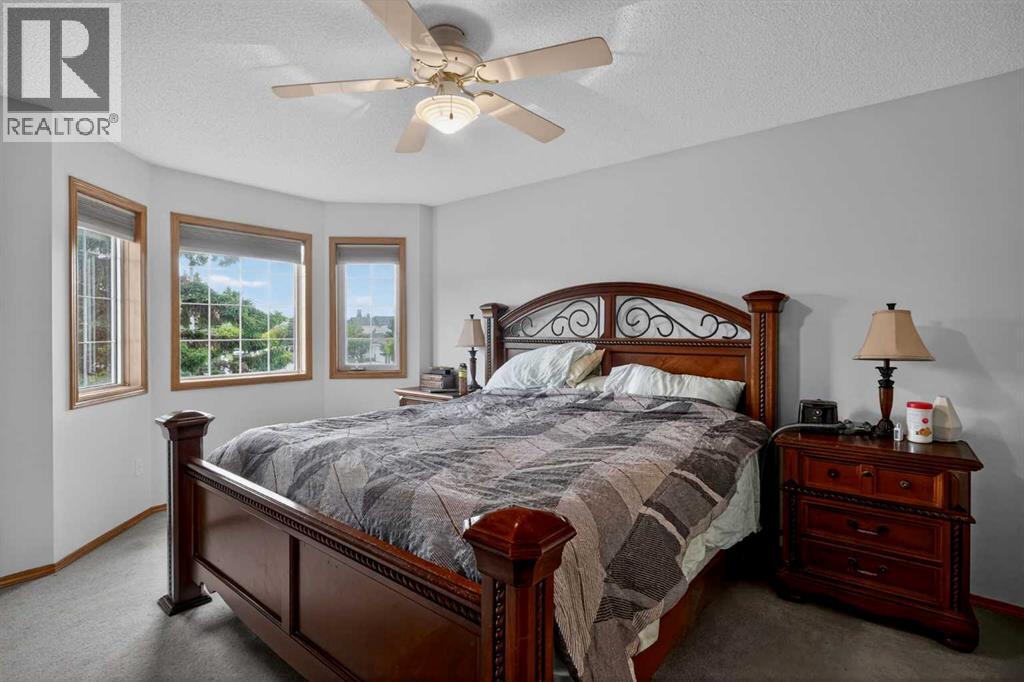 84 Hidden Spring Close Nw, Calgary, Alberta  T3A 5K2 - Photo 17 - A2319136