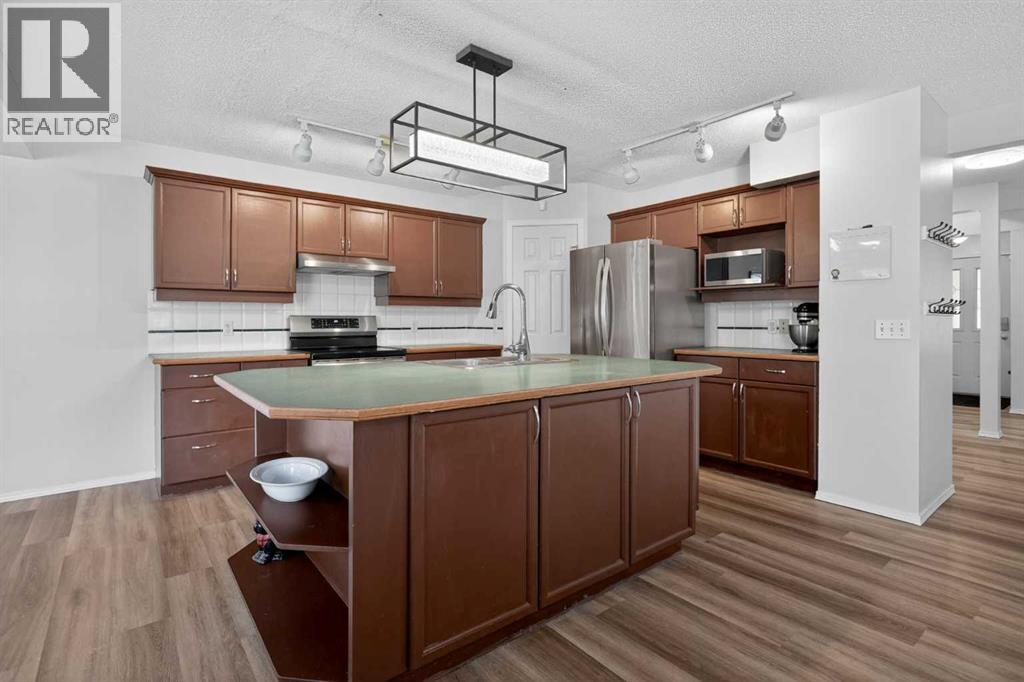 153 Mountain Park Drive SE, Calgary, Alberta  T2Z 2J9 - Photo 14 - A2319753