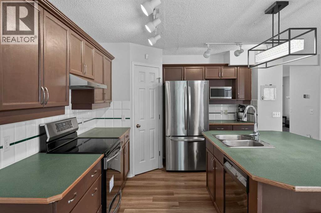 153 Mountain Park Drive SE, Calgary, Alberta  T2Z 2J9 - Photo 15 - A2319753