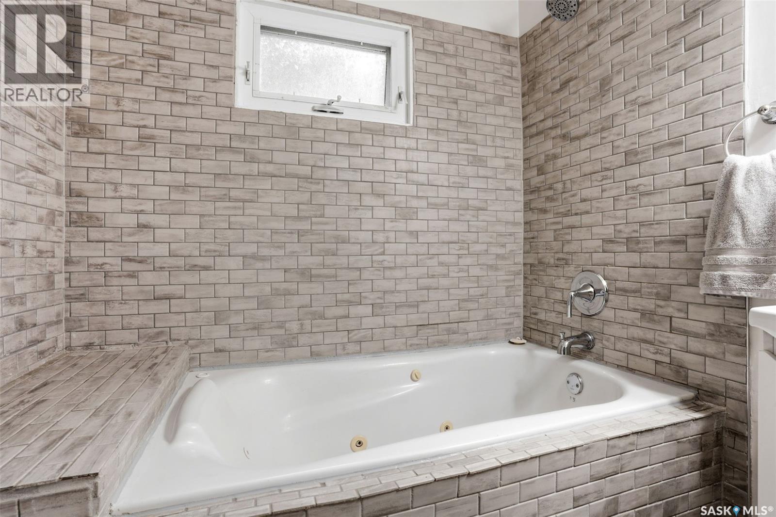 2261 Winnipeg Street, Regina, Saskatchewan  S4P 1H2 - Photo 15 - SK039102