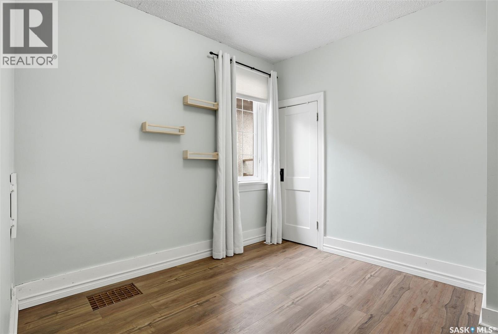 2261 Winnipeg Street, Regina, Saskatchewan  S4P 1H2 - Photo 16 - SK039102