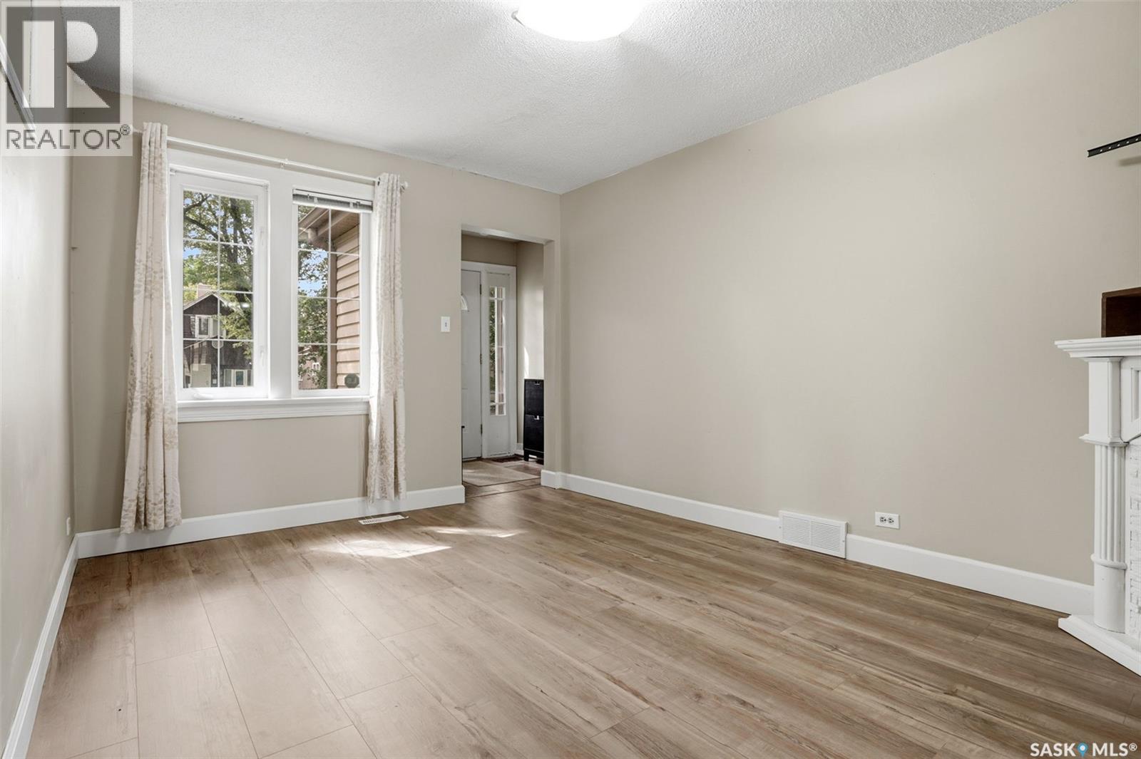 2261 Winnipeg Street, Regina, Saskatchewan  S4P 1H2 - Photo 4 - SK039102