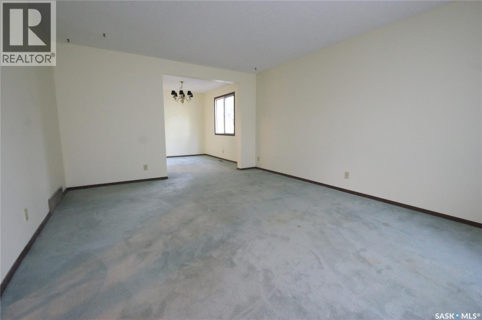 99 Assiniboine Drive, Saskatoon, Saskatchewan  S7K 4E7 - Photo 11 - SK039095