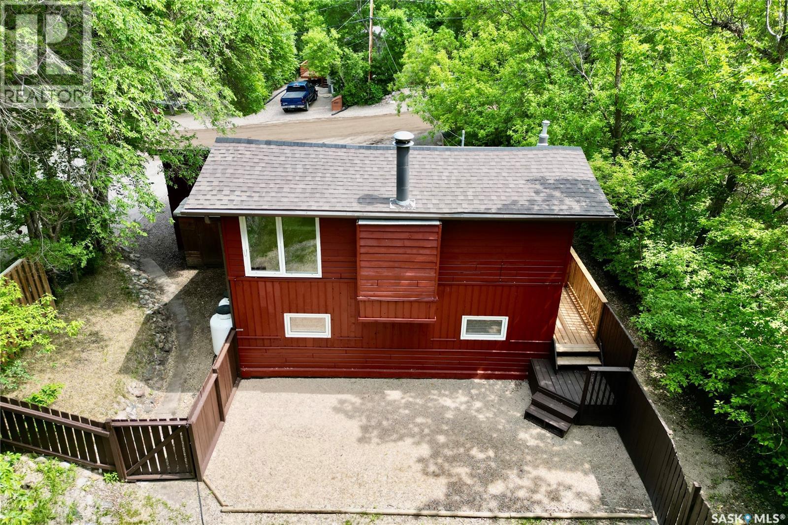 458 7th Street E, Regina Beach, Saskatchewan  S0G 4C0 - Photo 30 - SK039045