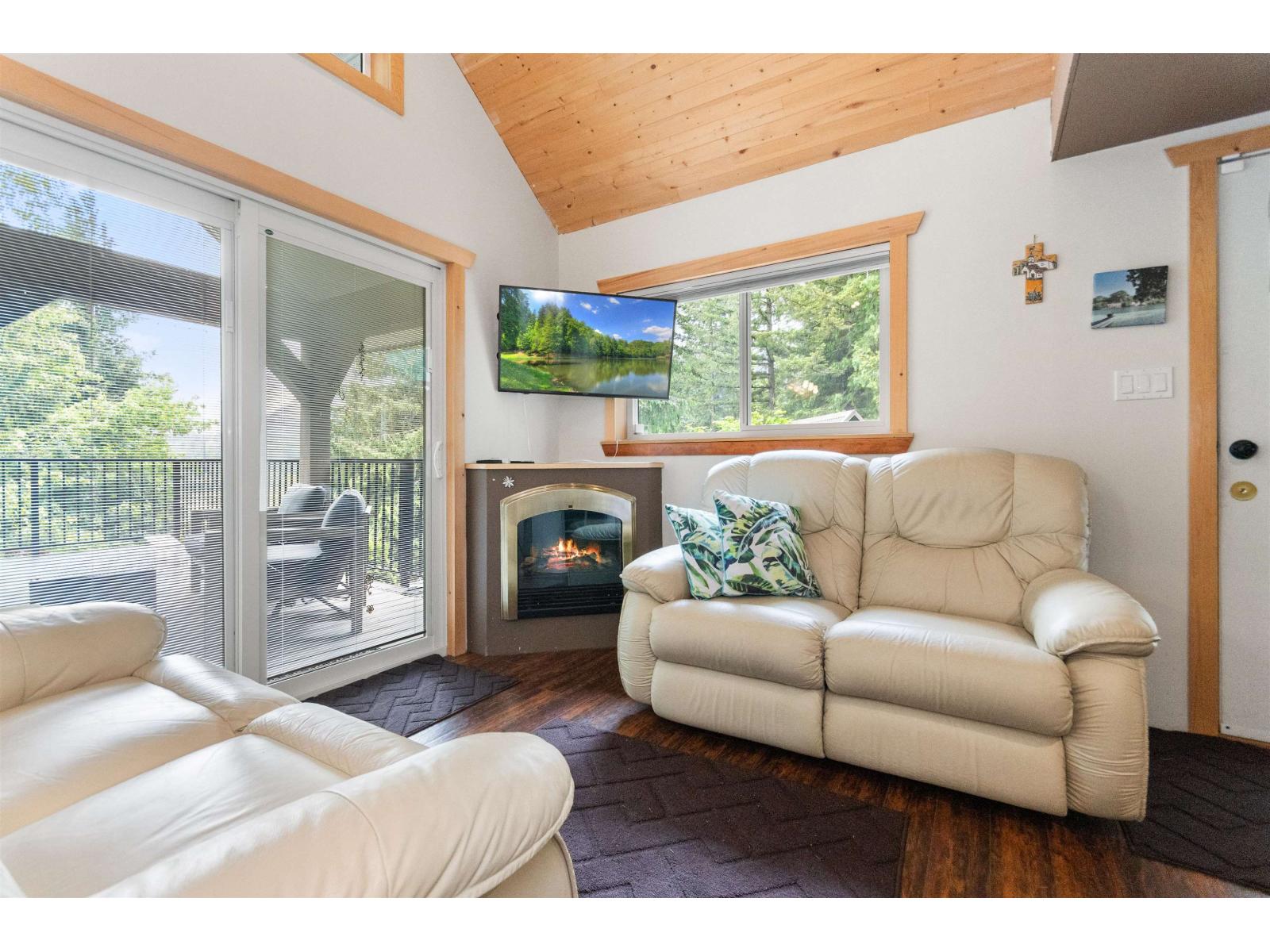 H61 Blueberry Crescent, Sunshine Valley, Sunshine Valley, British Columbia  V0X 1L5 - Photo 7 - R3134736