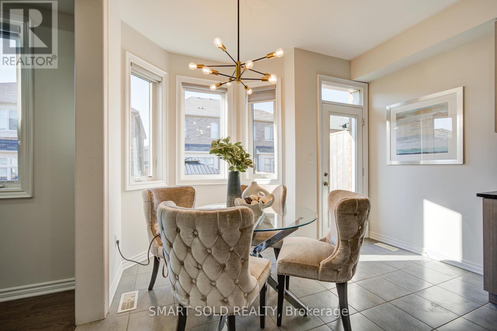 38 Crockart Lane, Aurora, Ontario  L3X 1V9 - Photo 13 - N13238158