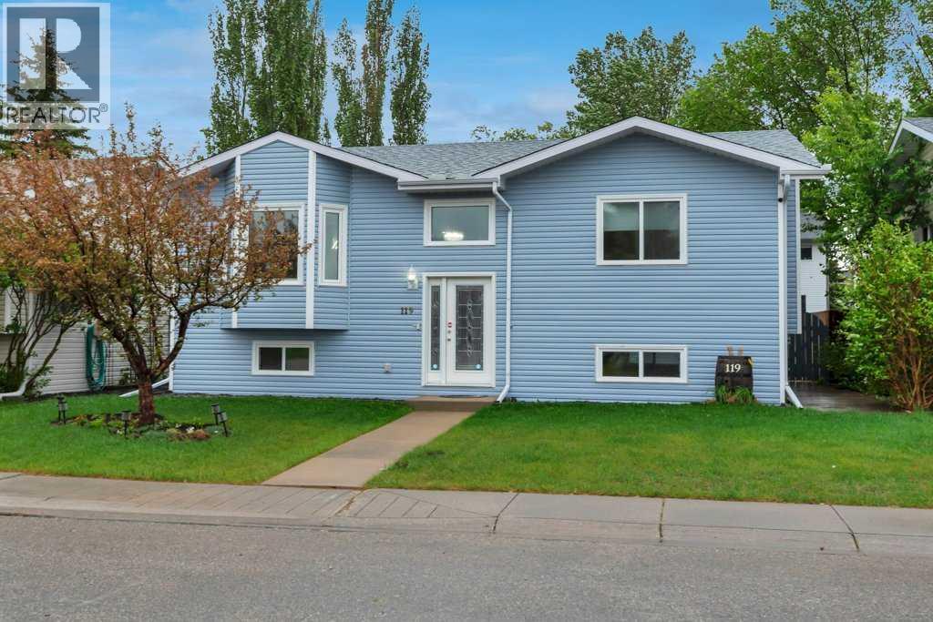 119 Strathaven Crescent, Strathmore, Alberta  T1P 1M2 - Photo 1 - A2316903