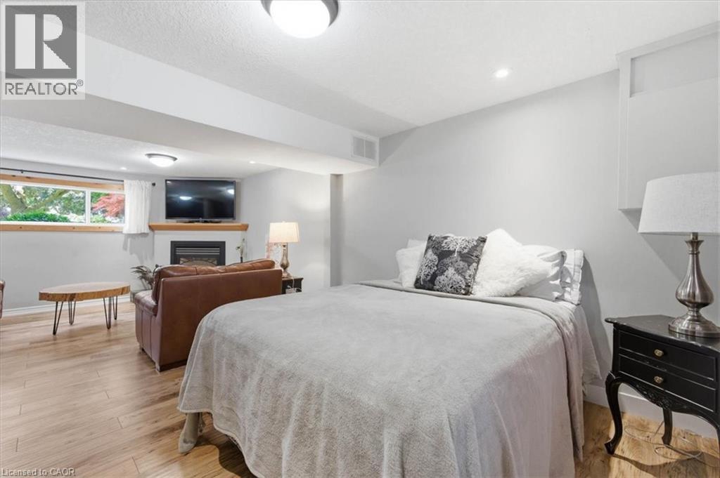 20 Wolfe's Court, Kitchener, Ontario  N2B 2Z1 - Photo 35 - 40835375