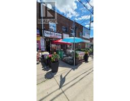 327 LONSDALE ROAD, Toronto, Ontario